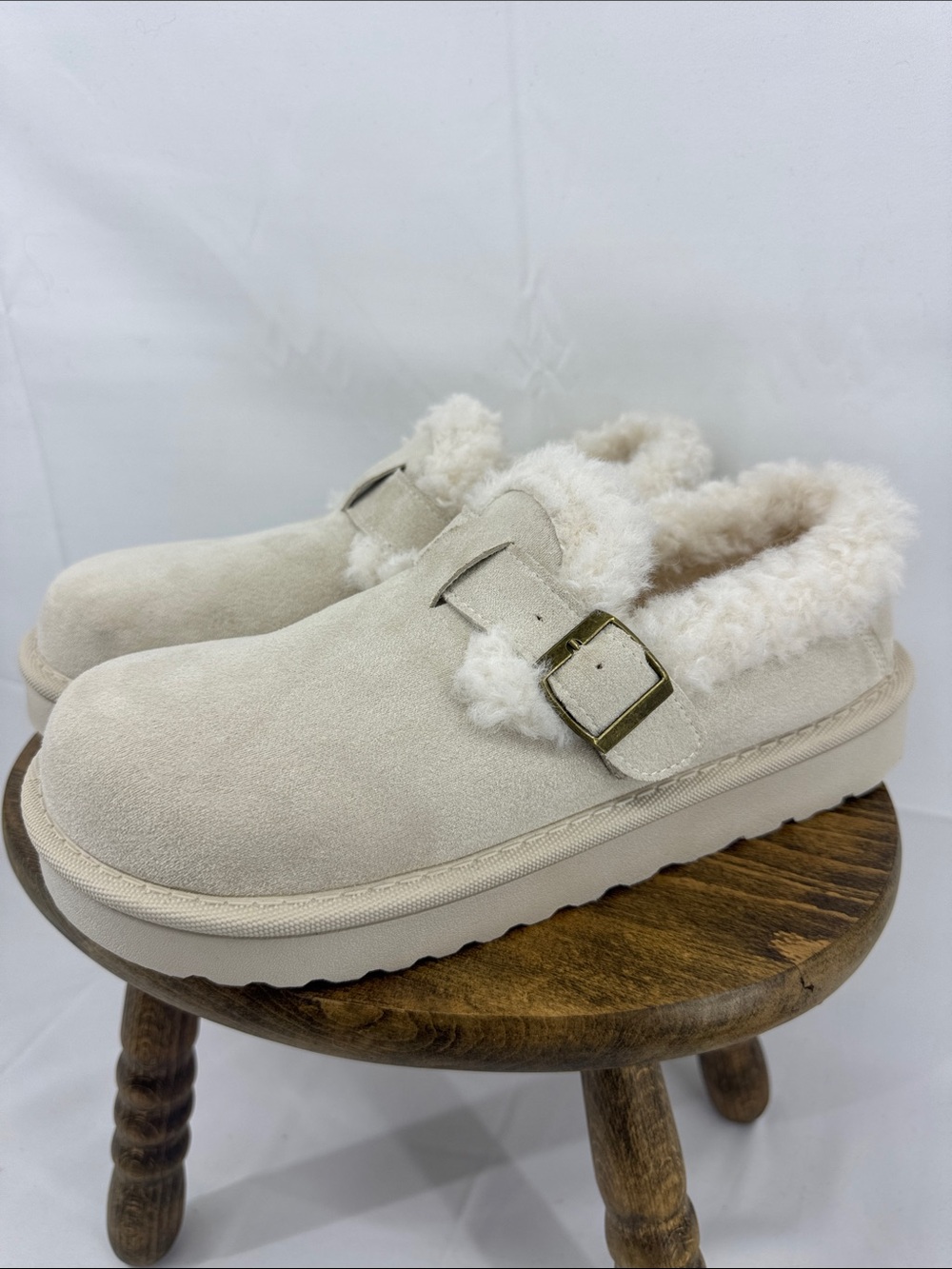 Cream Womens Faux Suede & White Fur Winter House-Shoes Slippers, sz 10